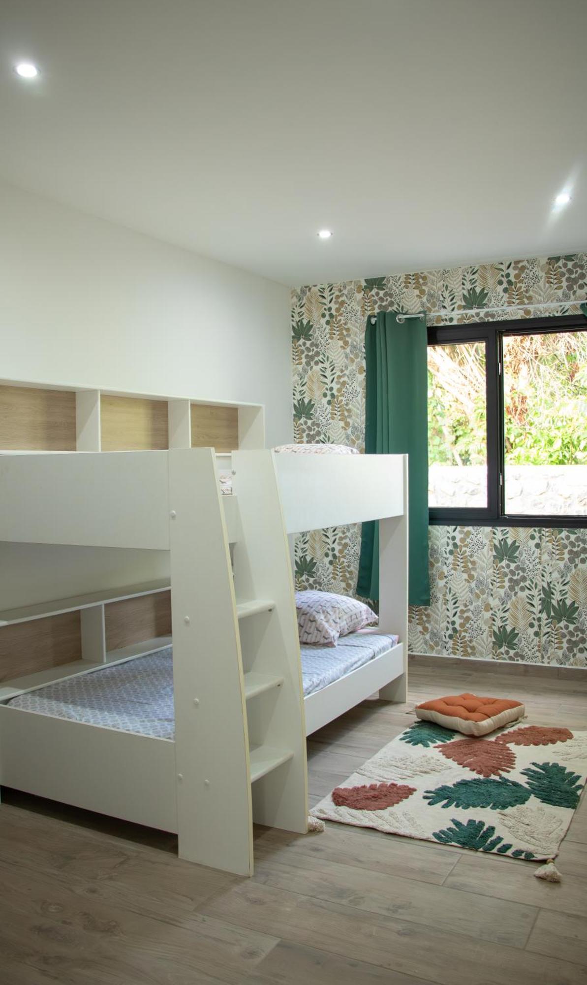 Le Beau Vallon 1- Jacuzzi Privatif Et Piscine Chauffee Partagee Сен-Бенуа Экстерьер фото